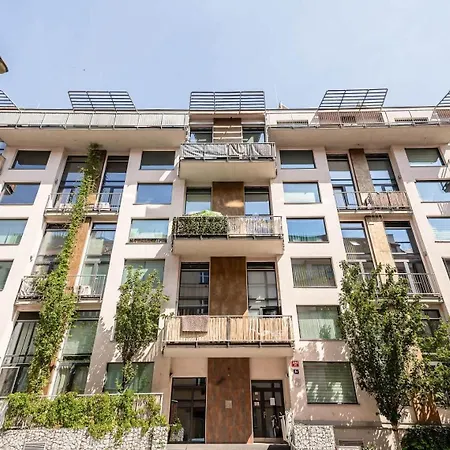 Apartment Apartments Palmovka *